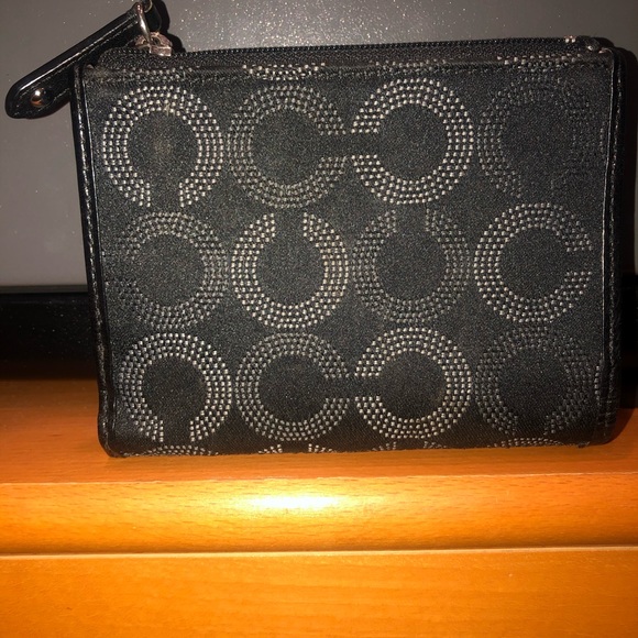 Coach Wallet - Picture 2 of 6